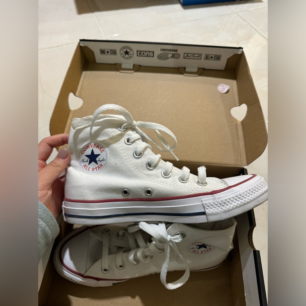Converse Chuck Taylor All Star Canvas High Top women
